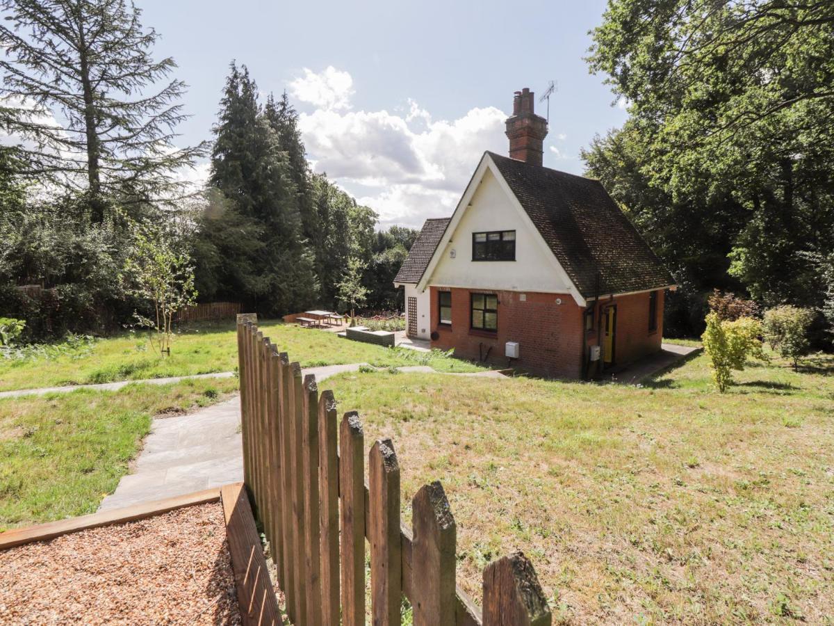 Baldwins Hill Cottage Loughton  Exterior photo